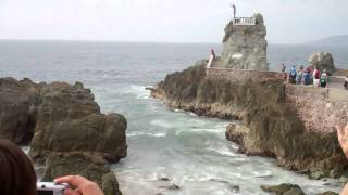 Cliff Divers of Mazatlan Mexico [upl. by Liuqa204]