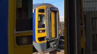 158795 2H01 0954  Sheffield Midland  Cleethorpes at Brigg [upl. by Ellen]