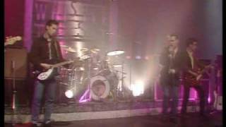 The Smiths  Bigmouth Strikes Again  Live At Whistle Test 1986 [upl. by Eidoj]