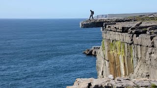 LES COULEURS DES ÏLES DARAN  INISHMORE IRLANDE [upl. by Leizahaj]