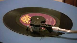 Martha amp The Vandellas  Dancing In The Street  45 RPM  Original HOT MONO MIX [upl. by Grieve328]