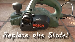 Replacing Bosch PHO1682 Planer Blade [upl. by Luas]