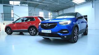 Opel Grandland X vs Volkswagen Tiguan  premier duel des SUV familiaux [upl. by Larochelle]