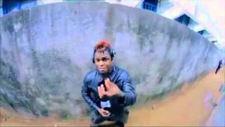 CLIP BEBI PHILIP  IL FAUT BARAmp4 [upl. by Eekram]