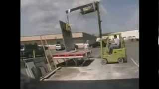 Top 10 accidentes de montacargas Top 10 Forklift Accidents WWWIZAJESPERUCOM [upl. by Aihsekat]