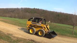 2005 JOHN DEERE 317 SKID STEER [upl. by Panchito]