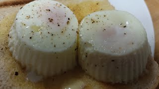 Nanny Ds microwave 4 gourmet poached eggs in 2 minutes [upl. by Velda]