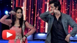 Hrithik Roshan Dances With Madhuri Dixit  Jhalak Dikhhla Jaa 6 Finale [upl. by Ora]