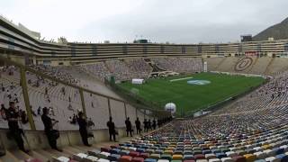 U 2017 Noche Crema Recorriendo zonas de la tribuna Oriente Full HD [upl. by Hokanson]