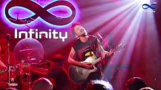 TaitosmitH  เพื่อชีวิตกู live Infinity Bar amp Bistro Nakhon Pathom [upl. by Ivzt984]