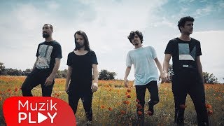 Mavi Gri  Aklımı Kaçırdım Official Video [upl. by Onit]