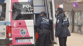 Acercar la Policía Local a la ciudadanía objetivo de la Oficina Móvil de Atención [upl. by Ati]