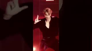 Exo kai love shot exo exokai [upl. by Ybrek769]