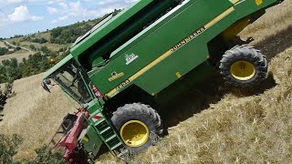 Grosse frayeur Moissonneuse dans une pente a  40  JOHN DEERE 2254 hillmaster [upl. by Longley753]