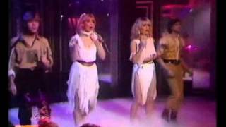 Bucks Fizz  If You Cant Stand The Heat  Top of the Pops 1982 [upl. by Haleelahk]