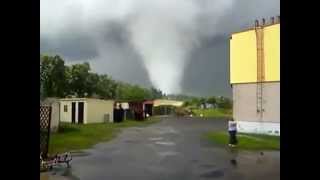 Trąba powietrzna Tornado W Polsce [upl. by Manda]