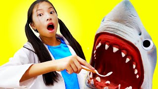 Wendy and Ellie Pretend Play Going to the Dentist for Cavities  Funny Kids Video [upl. by Robet]