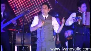 Iván Ovalle VOLVER A LA TERNURA En vivo 25 años de Vallenato Barranquilla [upl. by Anigar369]