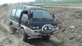 l300 4X4挑戰土丘10 test two wheel power [upl. by Nosyaj934]