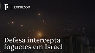 Sistema de defesa intercepta foguetes lançados contra Israel [upl. by Rollin]