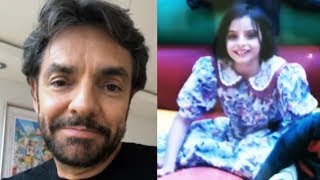 Eugenio Derbez y sus hijos Aislinn y José Eduardo miran el álbum familiar [upl. by Anidnamra735]