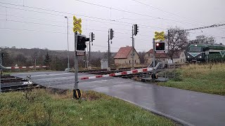 Železniční přejezd Hořetice 2 25112023  Czech railroad crossing [upl. by Wilbur181]