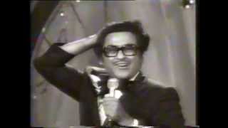 Kishor Kumar Live On TV [upl. by Yllet171]