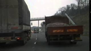 ACCIDENTS  Motorway  M25  Accidents on the motorway  Thames news  TN88126008 [upl. by Jaquiss125]