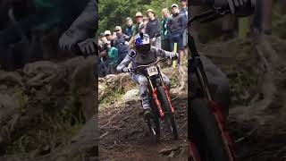 Rachel Athertons DH Rig mtb athertonbikes downhill mtbracing performance champion shorts dh [upl. by Regdirb]