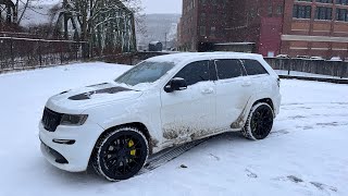 SRT JEEP VS SNOW 😳 [upl. by Adnek960]