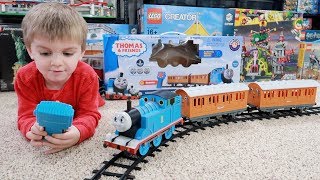 Learning How to Build amp Operate Our First Thomas Lionel RC Train [upl. by Koerner662]