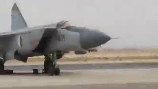 MikoyanGurevich MiG25 Foxbat Takeoff in Algeria  Flying machines 14 [upl. by Yesllek185]