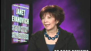 Janet Evanovich talks Morelli and Ranger in Smokin Seventeen [upl. by Drawde157]