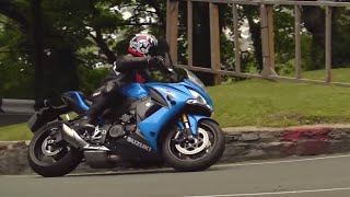 Sur lIle de Man en Suzuki GSXS 1000 F [upl. by Remmos428]