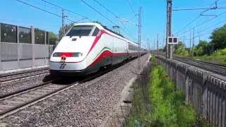 Treni velocissimi in transito2016 stazione MiraMirano Venezia [upl. by Shea72]