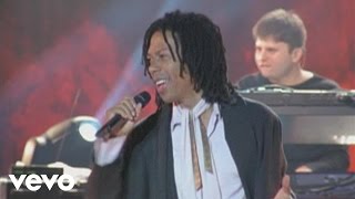 Djavan  Boa Noite Ao Vivo [upl. by Acie580]