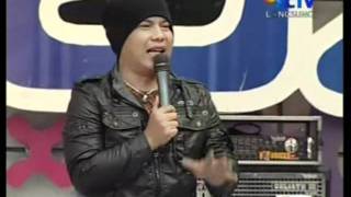 Wali  Nenekku Pahlawanku Live Performed di INBOX 2411 Courtesy SCTV [upl. by Lem]