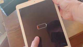 Turn on a dead ipad maybe showing battery [upl. by Philina]