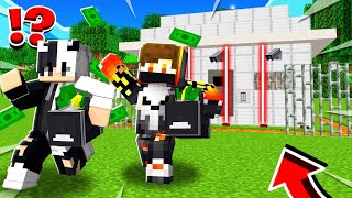 We became THIEVES and ROBBED the Security House in Minecraft [upl. by Atse]