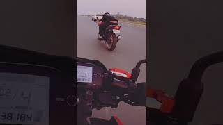 SUZUKI GSXS 150 vs LIFAN KPR 165 [upl. by Hamford970]