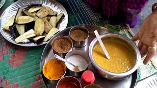 Baigan Brinjal ke Pakode Authentic organic food cooking in village style [upl. by Nickolai]