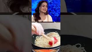 Celebs favorite food ytshorts trendingshorts viralvideo celebritygossip sadiaimam speghatti [upl. by Shewmaker147]