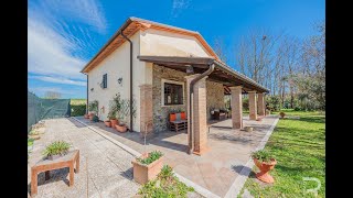 Villa I Pitigliano [upl. by Oiliruam]