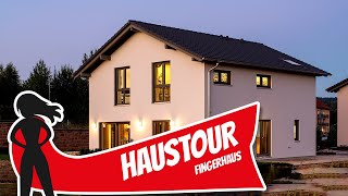 Haustour Das sind die Wohnwünsche deutscher Familien  Fertighaus von Fingerhaus  Hausbau Helden [upl. by Anidan]