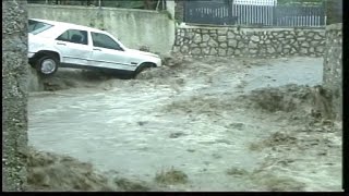 CERVINARA  Alluvione 16 dicembre 1999 [upl. by Labaw]