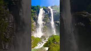 Cascate dell Acquafraggia paesaggio incantato in Valchiavenna hiking Italia [upl. by Nojad]