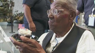 109yearold veteran celebrates birthday at National World War II Museum [upl. by Chil]