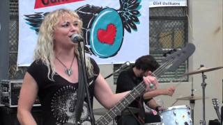 The Dollyrots quotBrand New Keyquot Melanie cover Fuzz Fest LIVE April 2 2011 311 [upl. by Eliga]