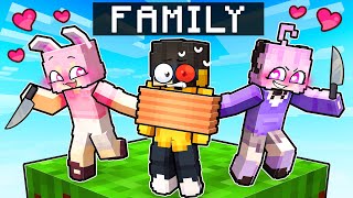 Having a FANGIRL Family in Minecraft [upl. by Runkle]