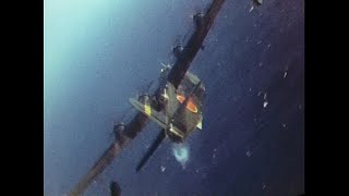 アメリカ海軍機のガンカメラに映る二式飛行艇 [upl. by Yanehc]